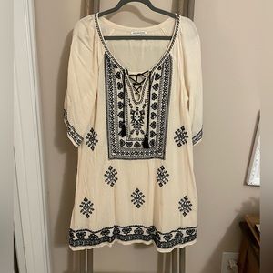 American Eagle Embroidered Dress